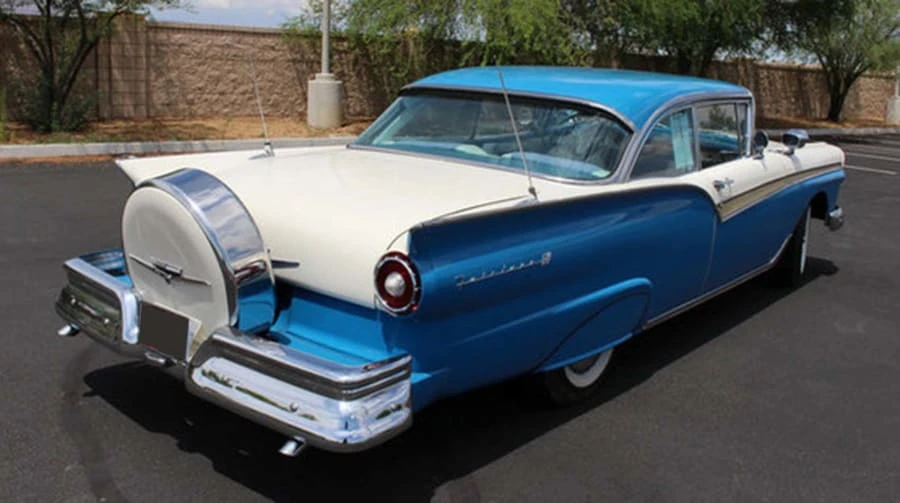 1957 Ford Fairlane 2nd Gen - Image 11 of 12