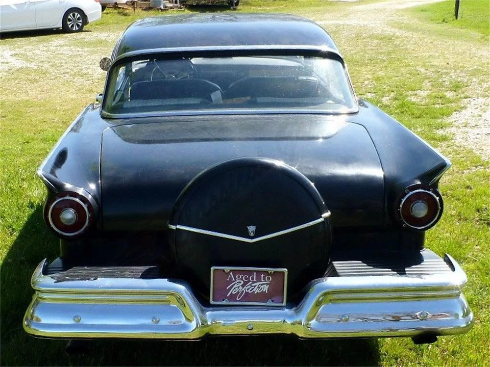 1957 Ford Fairlane 2nd Gen - Image 4 of 12