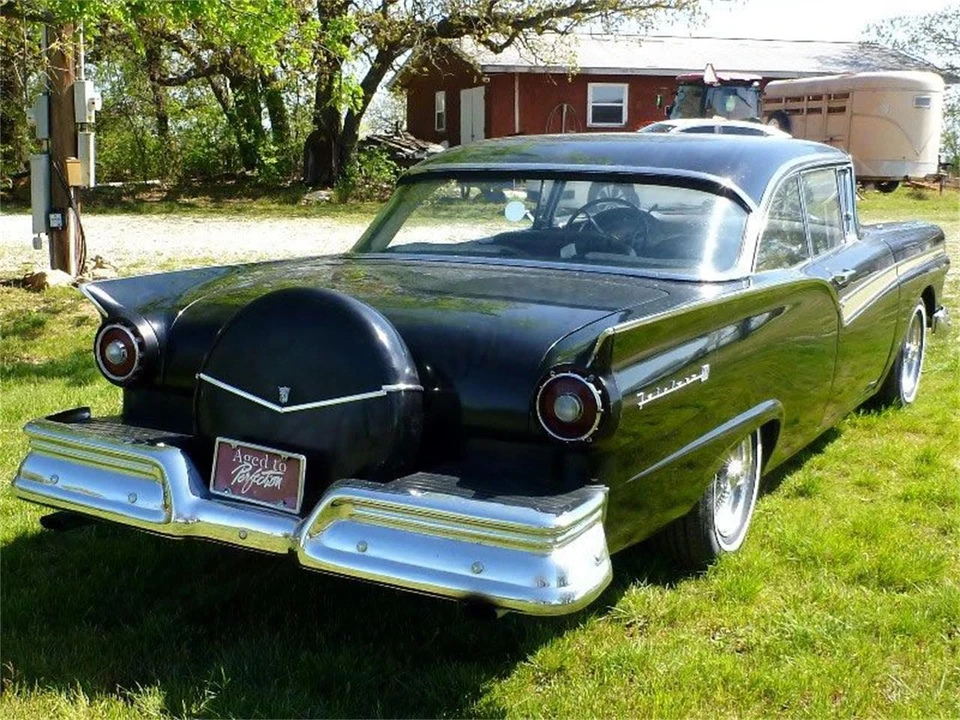 1957 Ford Fairlane 2nd Gen - Image 3 of 12