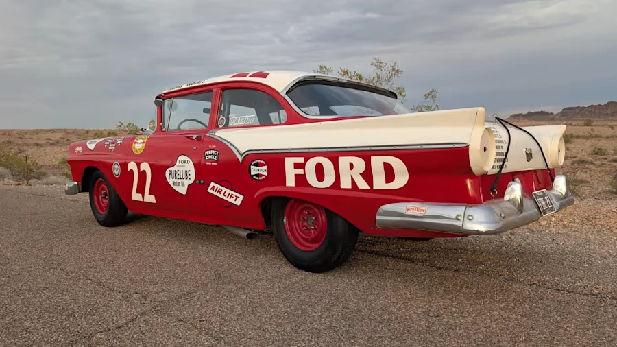 1957 Ford Fairlane 2nd Gen - Image 2 of 4