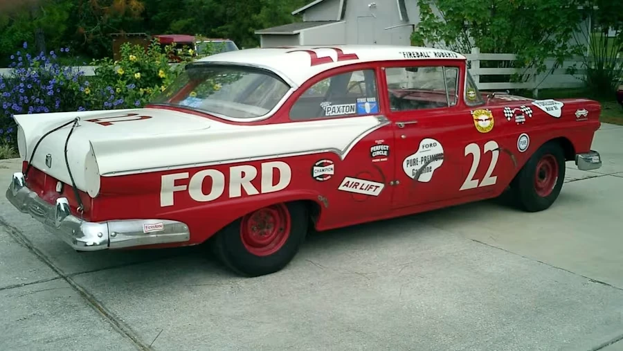 1957 Ford Fairlane 2nd Gen - Image 3 of 4