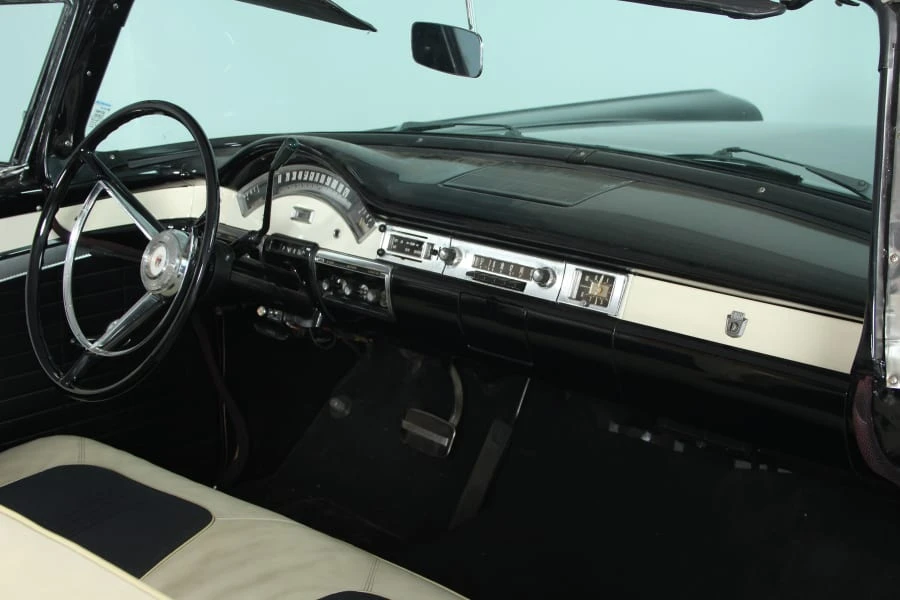 1957 Ford Fairlane 2nd Gen - Image 4 of 12