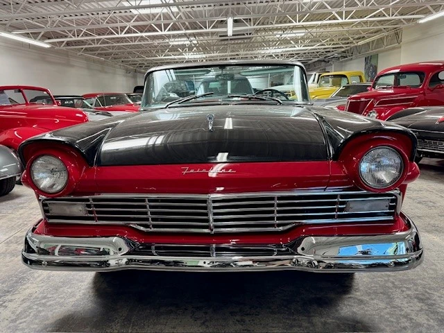1957 Ford Fairlane 2nd Gen - Image 18 of 19