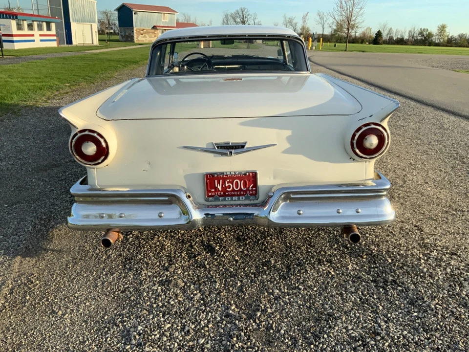 1957 Ford Fairlane 2nd Gen - Image 9 of 31