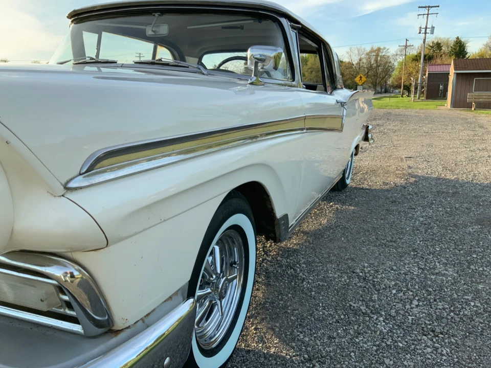 1957 Ford Fairlane 2nd Gen - Image 23 of 31