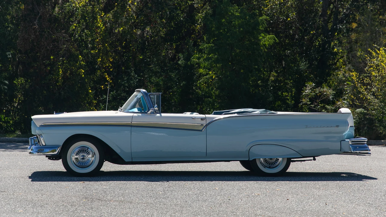 1957 Ford Fairlane 2nd Gen - Image 2 of 13