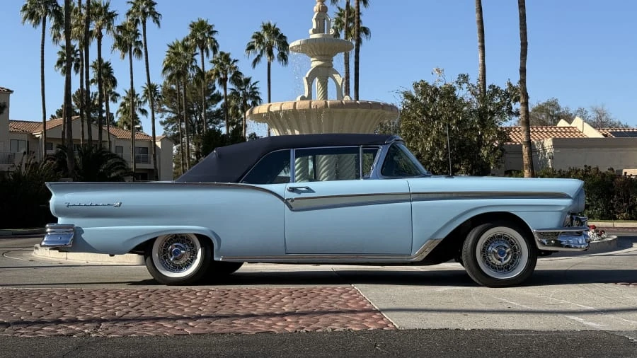 1957 Ford Fairlane 2nd Gen - Image 2 of 9