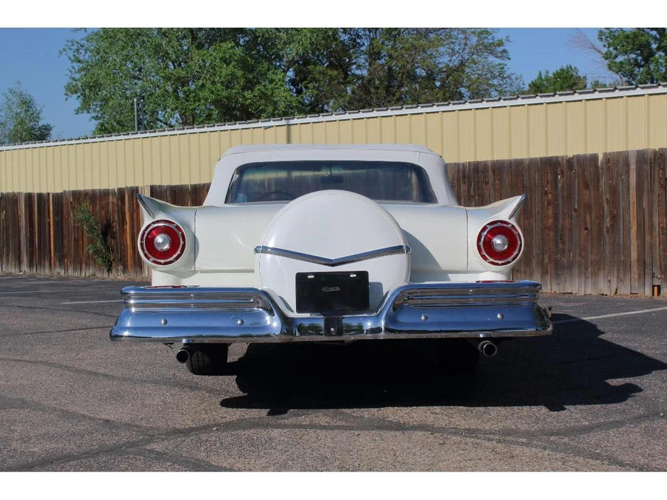 1957 Ford Fairlane 2nd Gen - Image 23 of 31