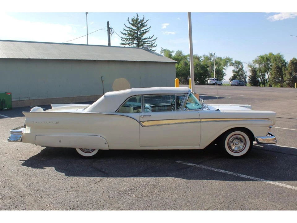 1957 Ford Fairlane 2nd Gen - Image 5 of 31