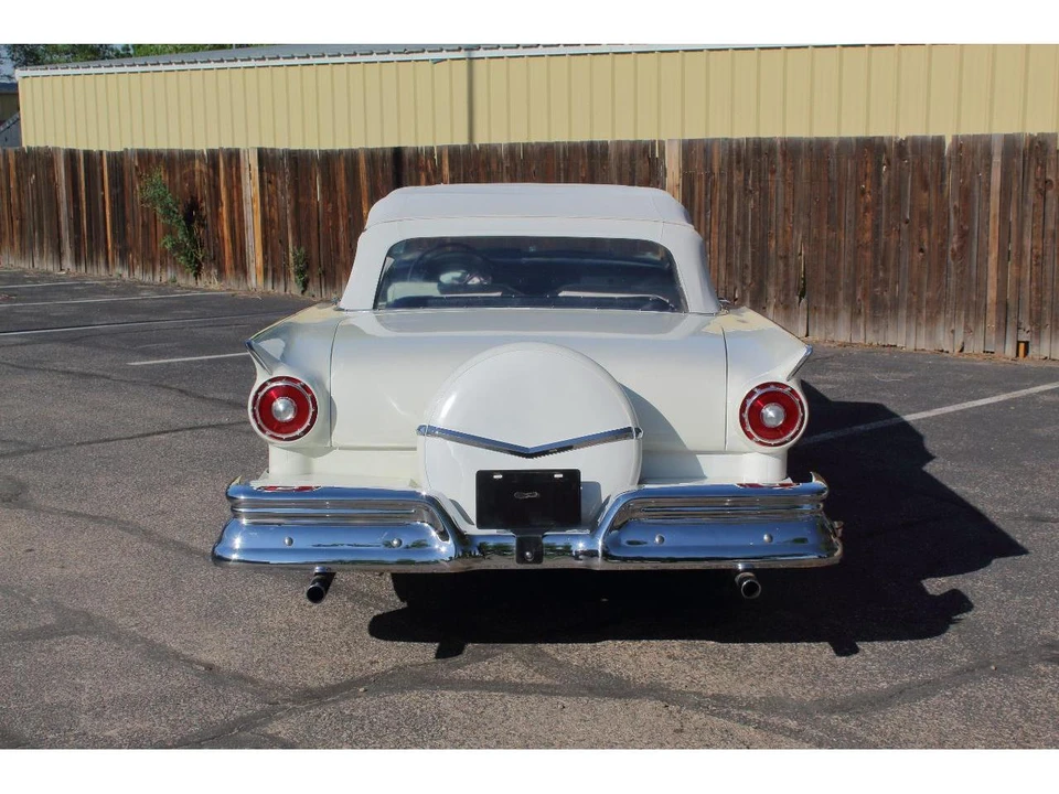 1957 Ford Fairlane 2nd Gen - Image 22 of 31
