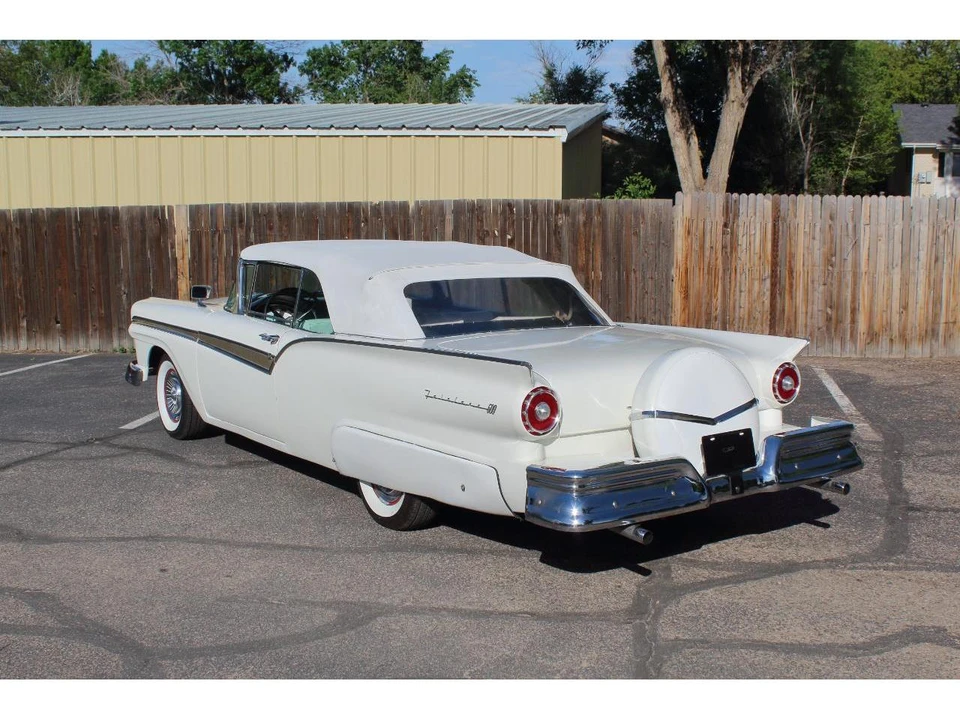 1957 Ford Fairlane 2nd Gen - Image 24 of 31