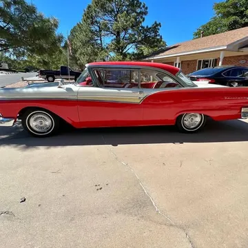 1957 Ford Fairlane 500