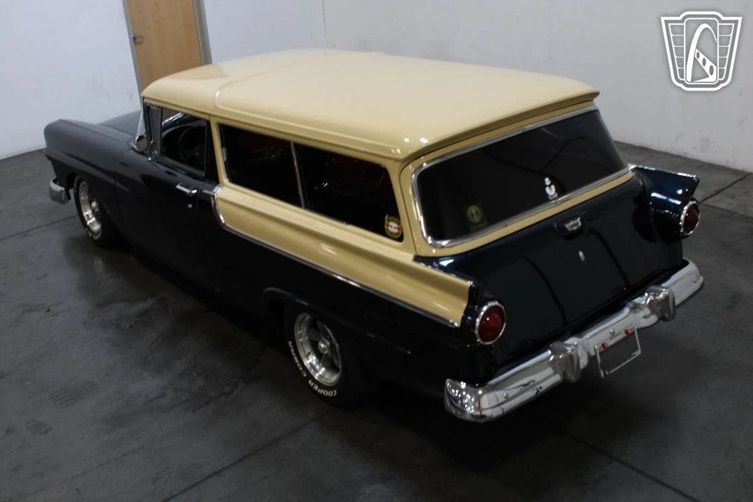 1957 Ford Country Squire - Image 11 of 12