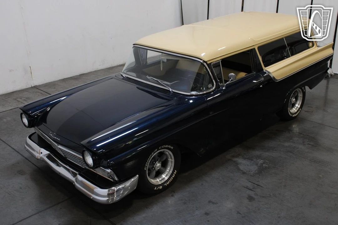 1957 Ford Country Squire - Image 9 of 12