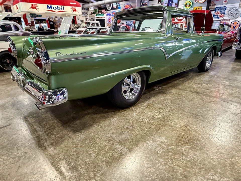 1957 Ford Ranchero 1st Gen - Image 25 of 31