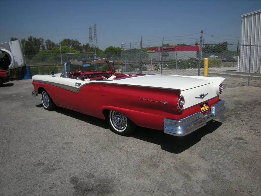 1957 Ford Fairlane 2nd Gen - Image 5 of 5