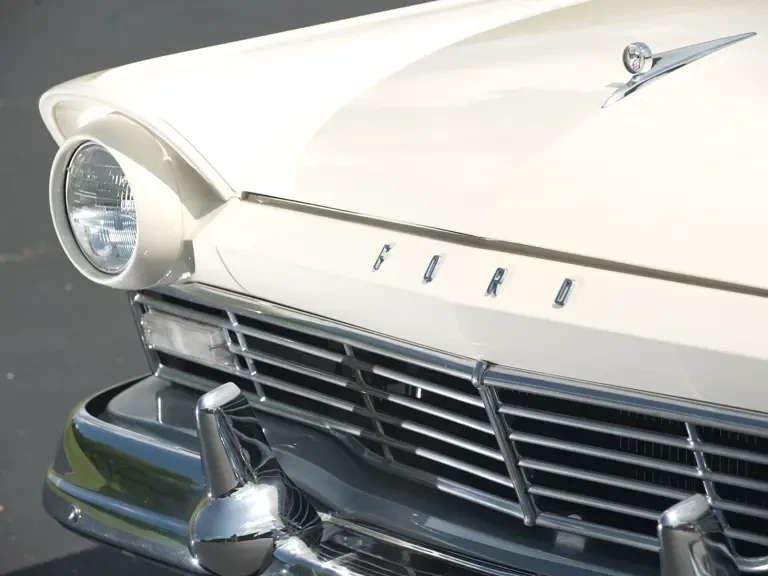 1957 Ford Customline - Image 13 of 17