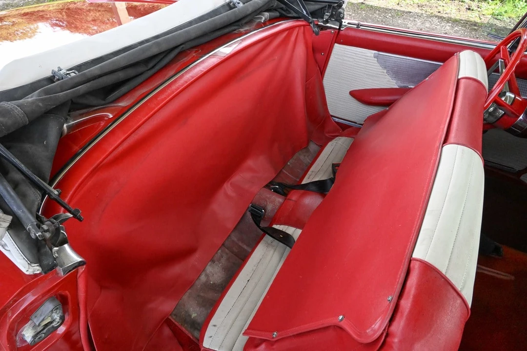 1957 Ford Thunderbird 1st Gen - Image 28 of 30