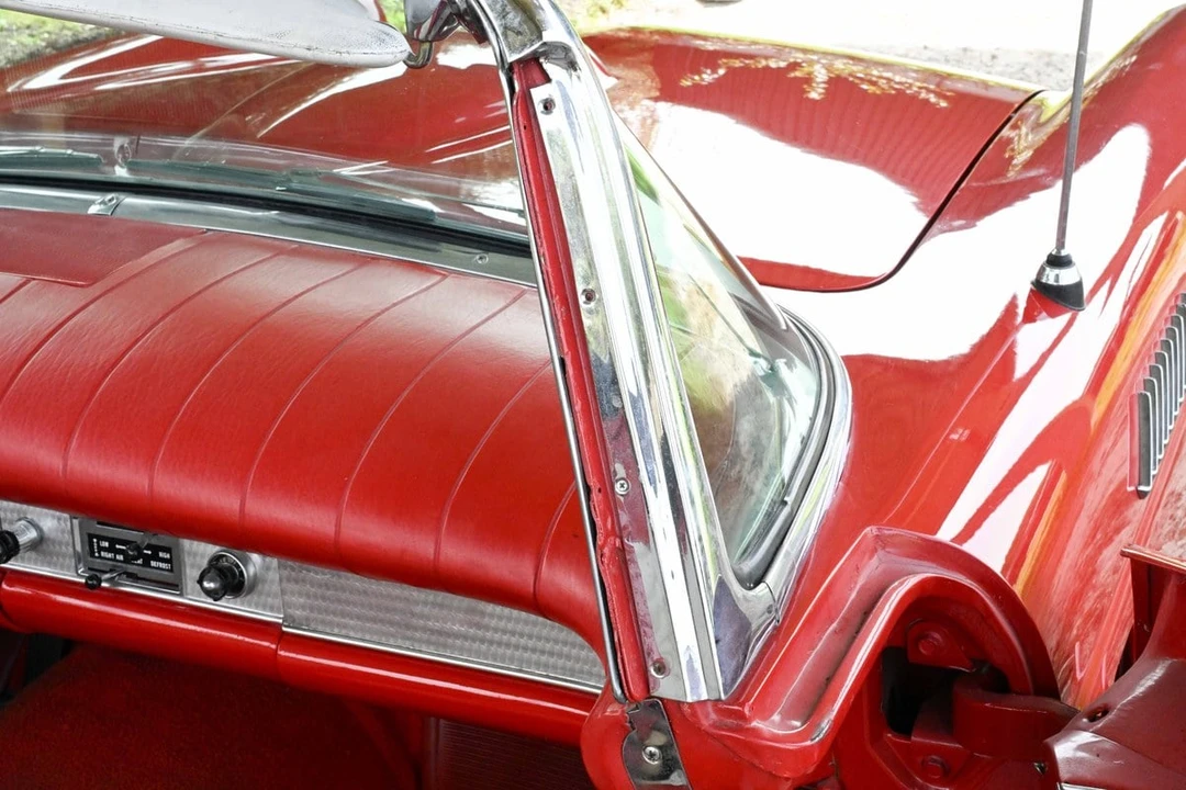 1957 Ford Thunderbird 1st Gen - Image 26 of 30