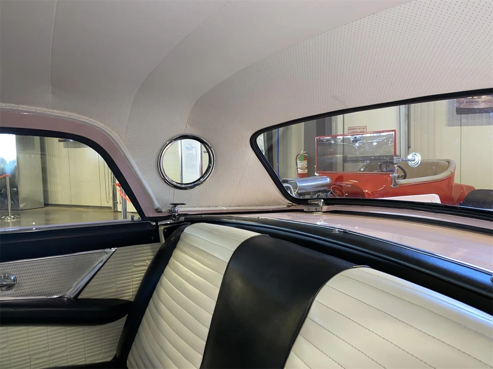 1957 Ford Thunderbird 1st Gen - Image 28 of 29