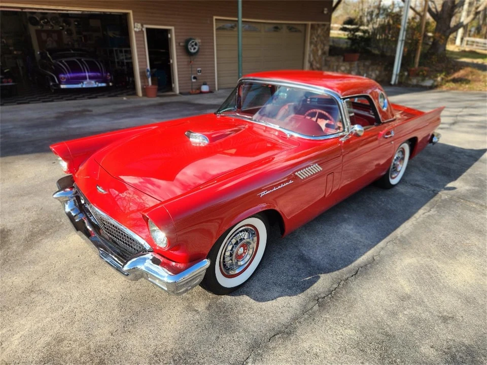 1957 Ford Thunderbird 1st Gen - Image 17 of 25