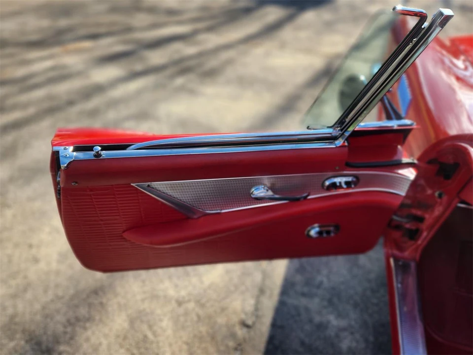1957 Ford Thunderbird 1st Gen - Image 22 of 25