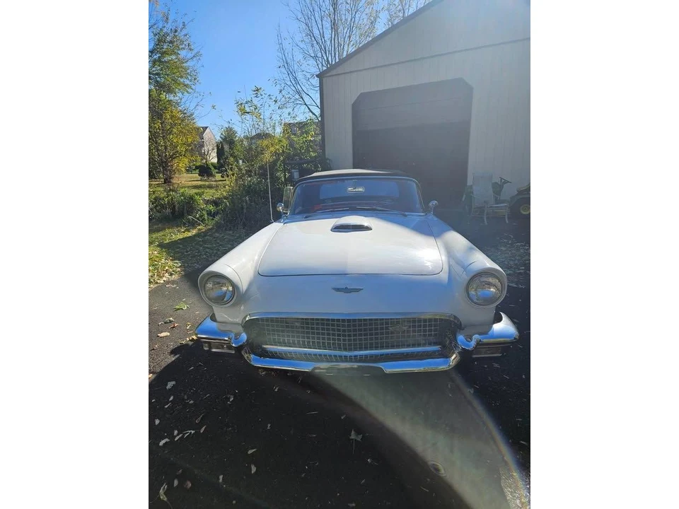 1957 Ford Thunderbird 1st Gen - Image 3 of 18
