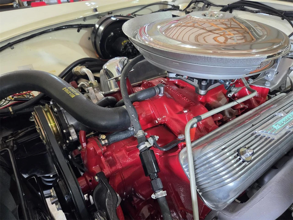 1957 Ford Thunderbird 1st Gen - Image 18 of 22
