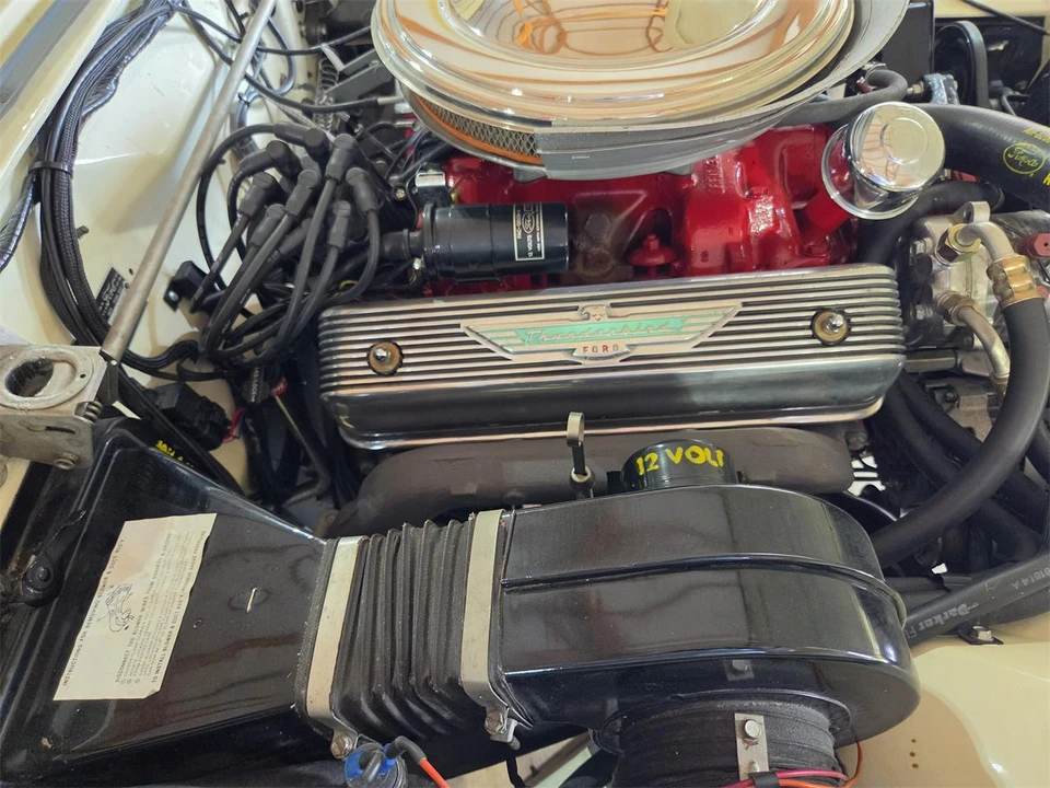 1957 Ford Thunderbird 1st Gen - Image 20 of 22