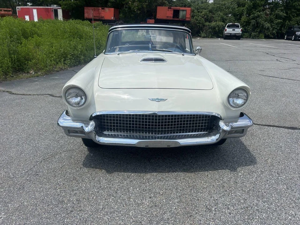 1957 Ford Thunderbird 1st Gen - Image 3 of 31