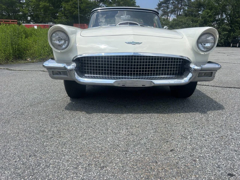 1957 Ford Thunderbird 1st Gen - Image 2 of 31