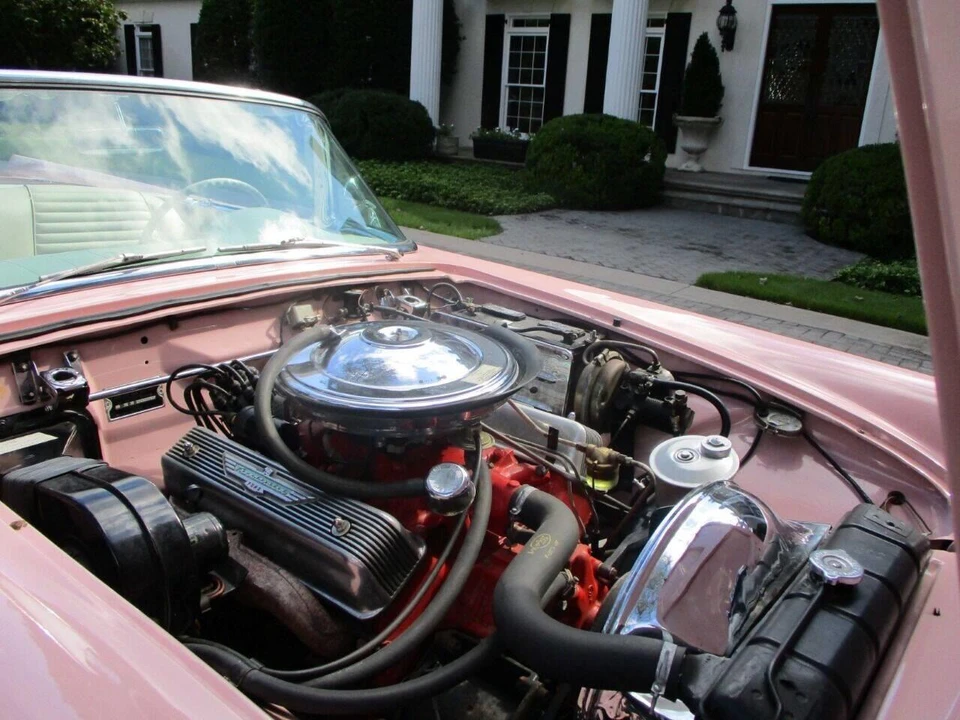 1957 Ford Thunderbird 1st Gen - Image 28 of 31