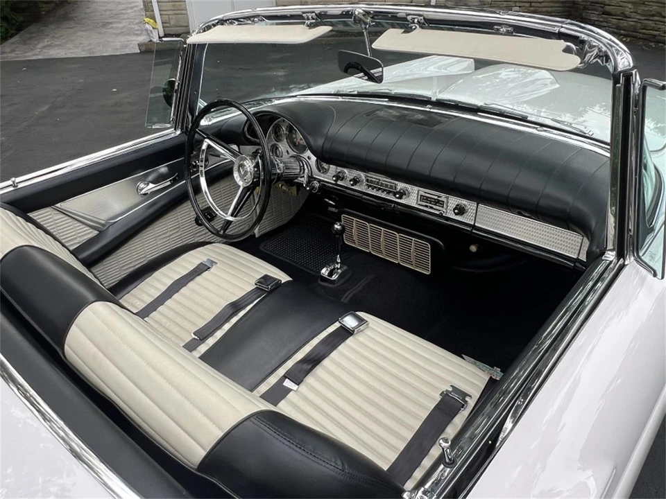 1957 Ford Thunderbird 1st Gen - Image 11 of 23