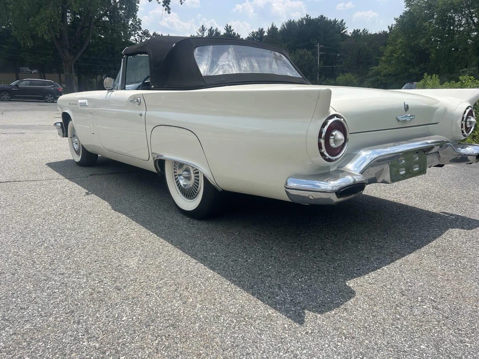 1957 Ford Thunderbird 1st Gen - Image 13 of 31