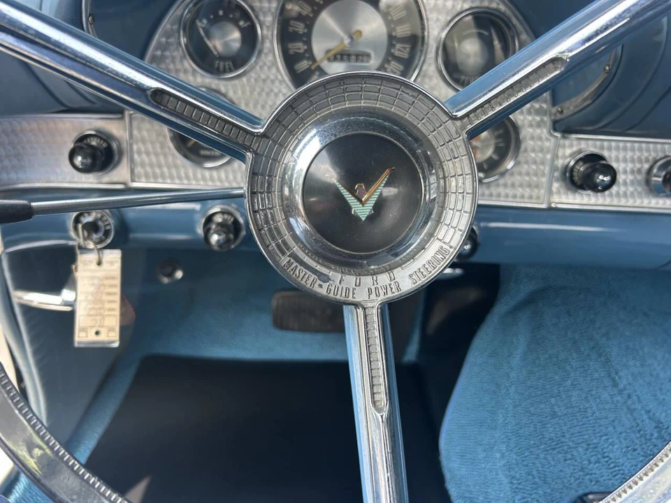 1957 Ford Thunderbird 1st Gen - Image 22 of 31