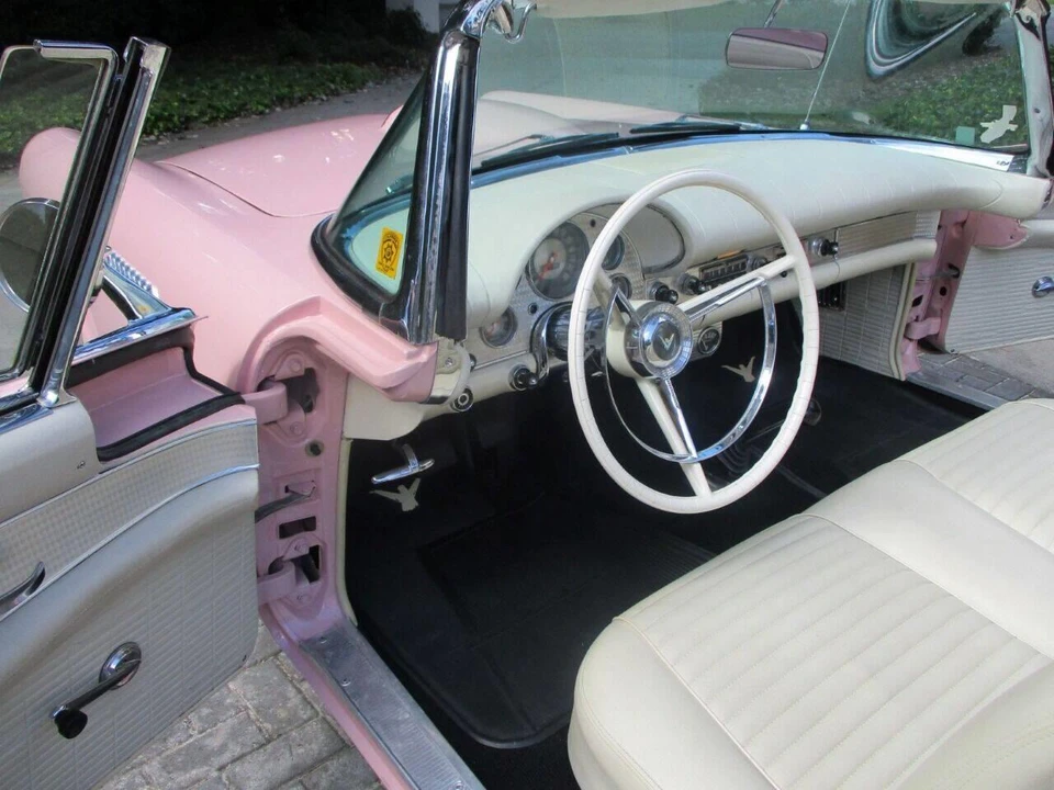 1957 Ford Thunderbird 1st Gen - Image 22 of 31