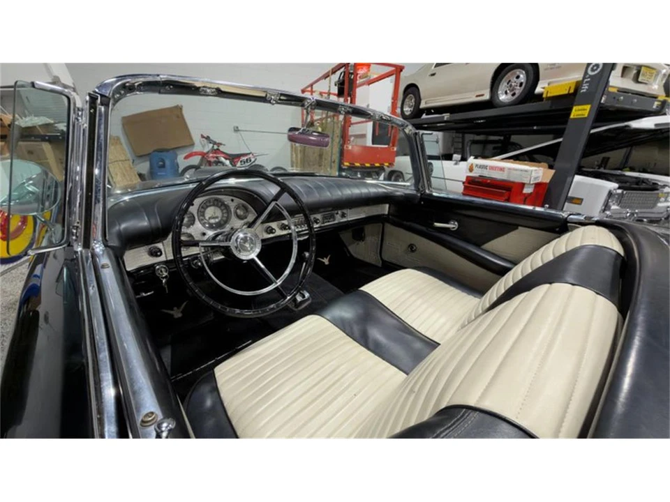 1957 Ford Thunderbird 1st Gen - Image 2 of 2