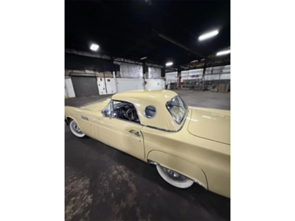 1957 Ford Thunderbird 1st Gen - Image 17 of 18