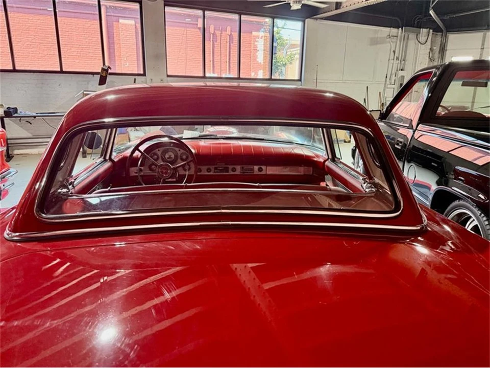1957 Ford Thunderbird 1st Gen - Image 16 of 31