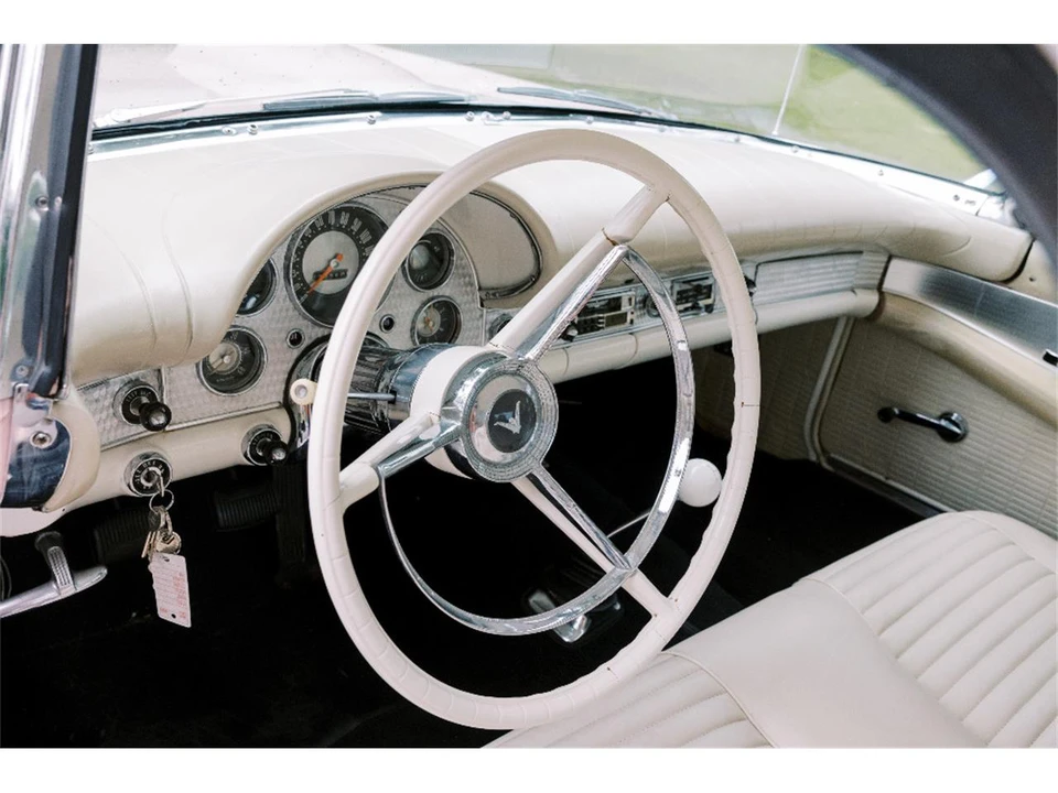 1957 Ford Thunderbird 1st Gen - Image 23 of 31