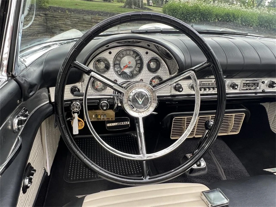 1957 Ford Thunderbird 1st Gen - Image 9 of 23