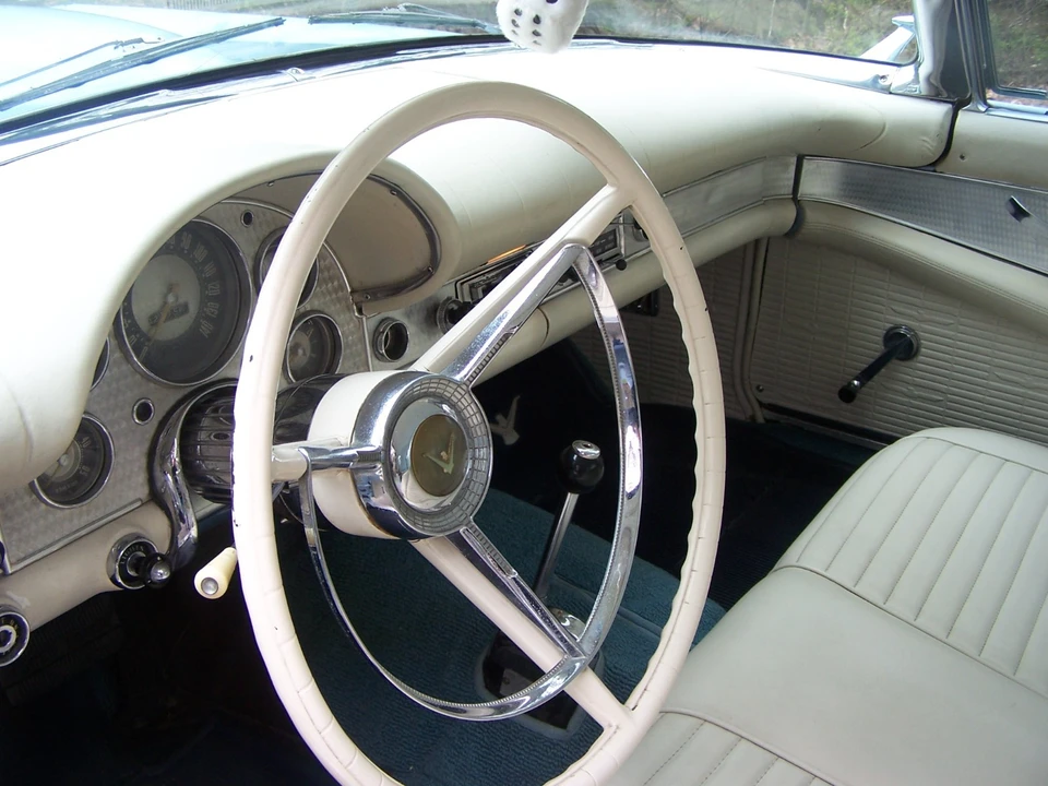 1957 Ford Thunderbird 1st Gen - Image 14 of 31