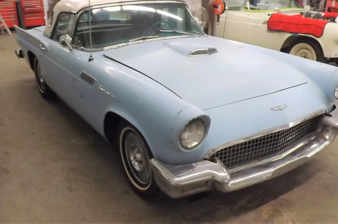 1957 Ford Thunderbird 1st Gen - Image 2 of 21