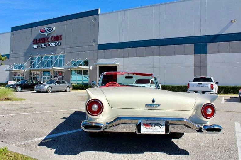 1957 Ford Thunderbird 1st Gen - Image 13 of 31