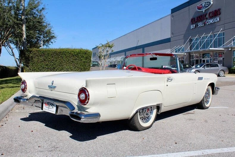 1957 Ford Thunderbird 1st Gen - Image 16 of 31