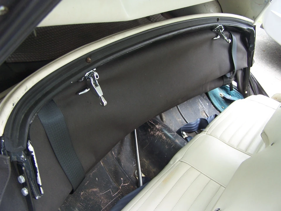 1957 Ford Thunderbird 1st Gen - Image 24 of 31