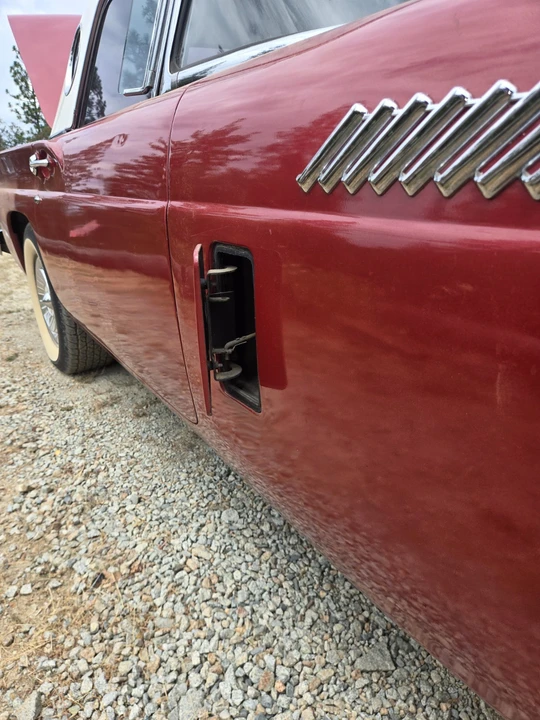 1957 Ford Thunderbird 1st Gen - Image 14 of 31