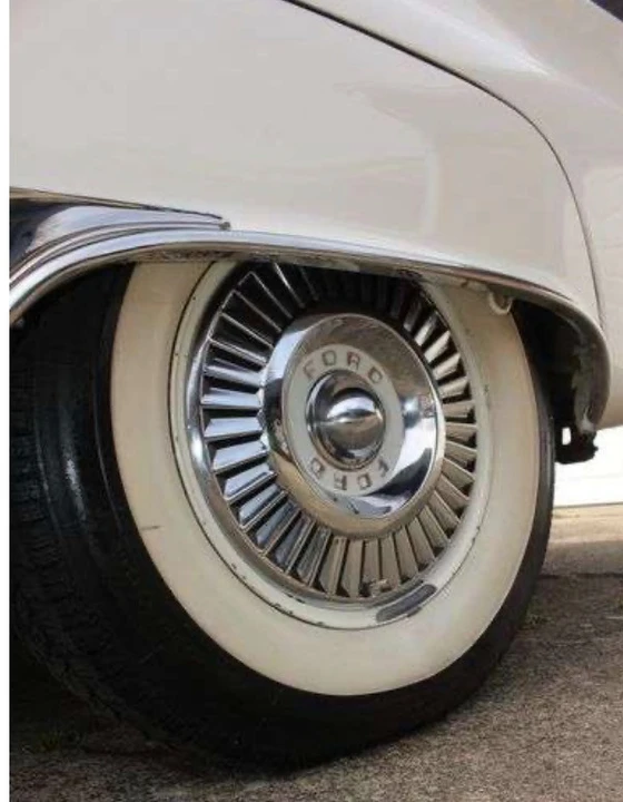 1957 Ford Thunderbird 1st Gen - Image 7 of 21