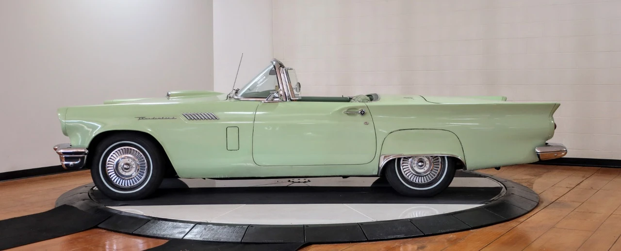 1957 Ford Thunderbird 1st Gen - Image 2 of 17