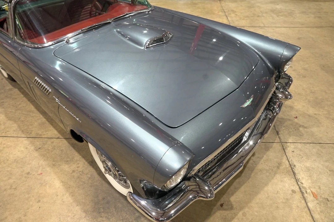 1957 Ford Thunderbird 1st Gen - Image 28 of 31